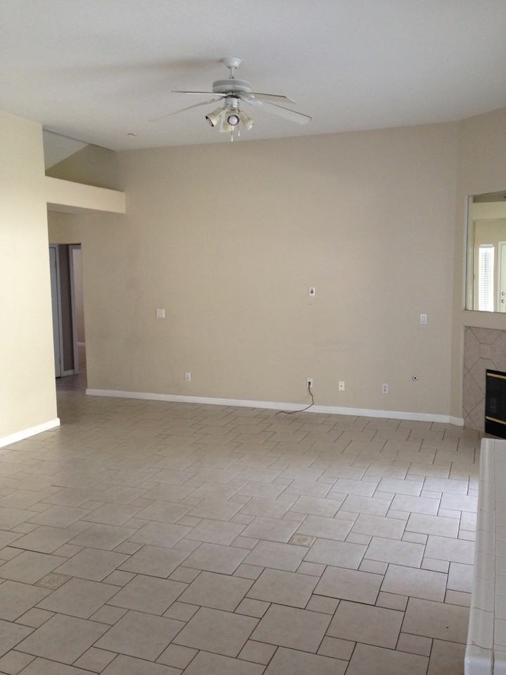 3440 W Tenaya Way #NA - Photo 4 of 17