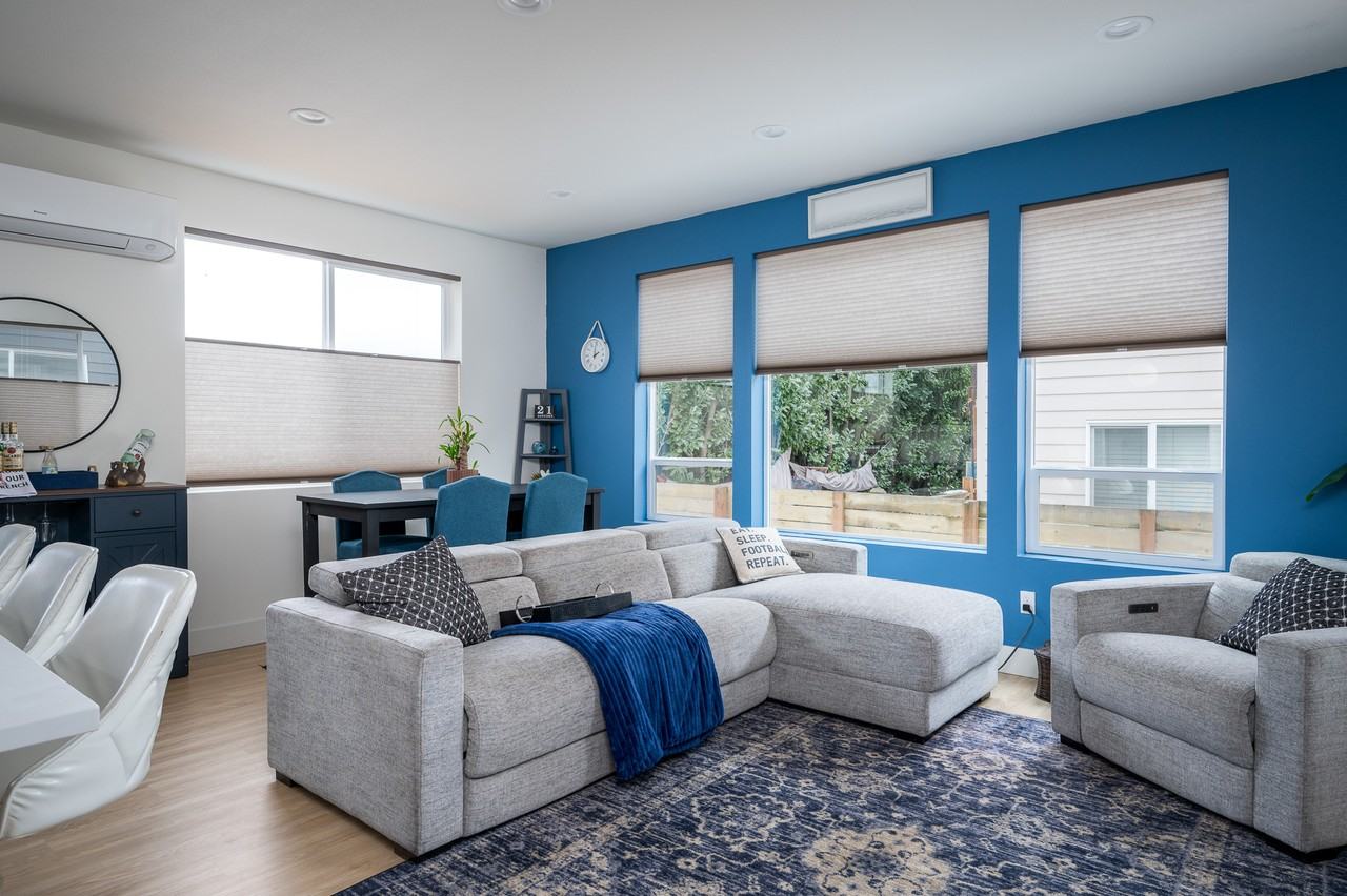 1224 W 24th St #1224 - Photo 4 of 21