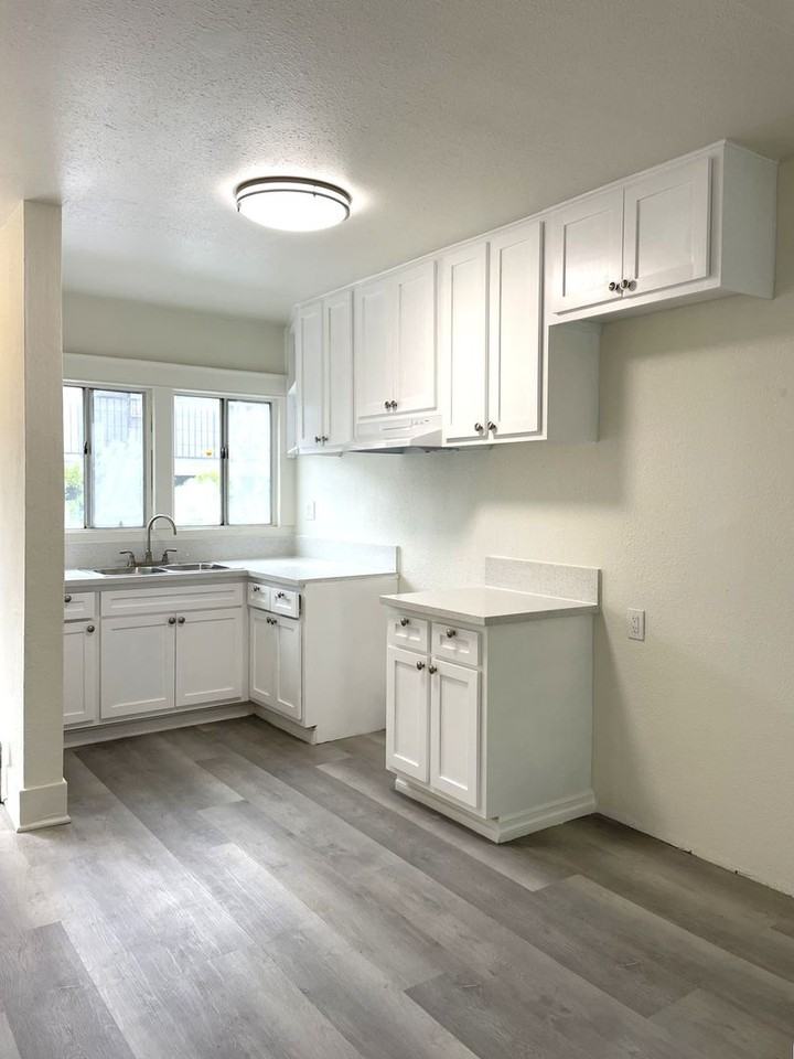 1530 S Gaffey St - Photo 6 of 23