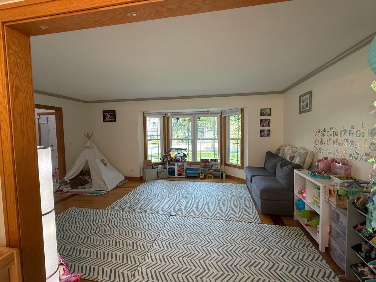 328 Woodside Dr #NA - Photo 4 of 37