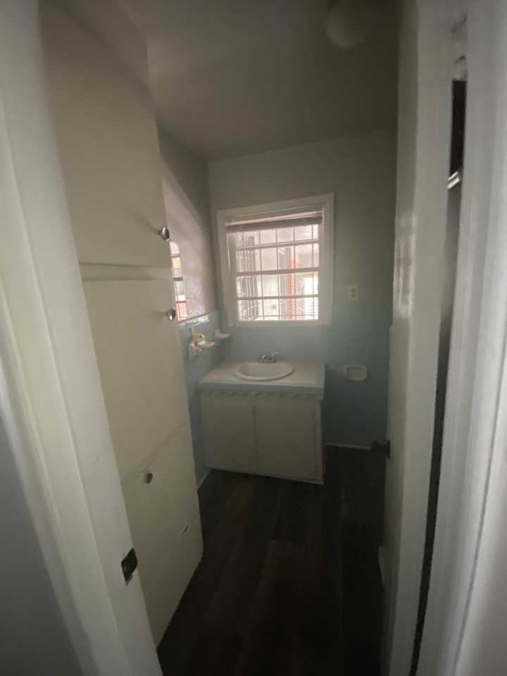 2107 Spring St #NA - Photo 6 of 16