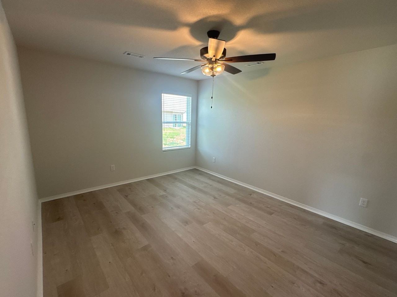 10309 Marilyn Dr - Photo 7 of 17