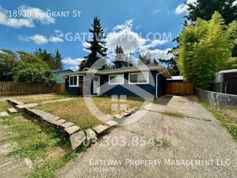 18930 Se Grant St - Photo 3 of 40