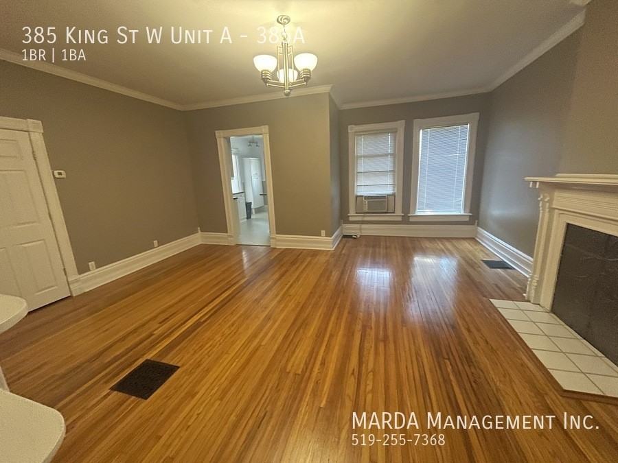 385 King St W Unit A #385A - Photo 4 of 17