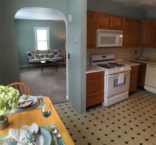 301 River Rd - Photo 2 of 10