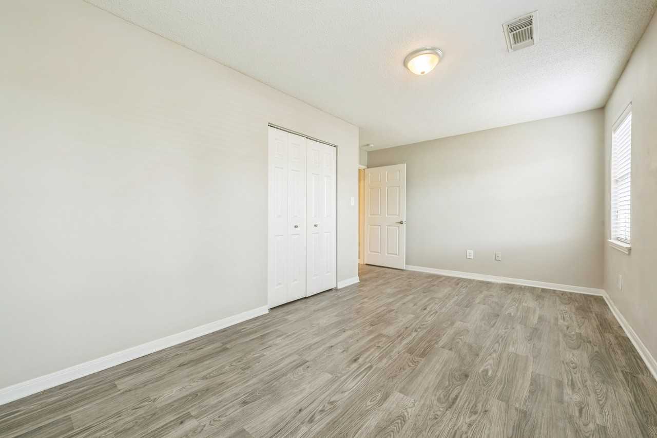 Havenly Park Villas - Photo 6 of 18