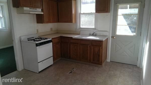 59 Stillwater Rd - Photo 3 of 5