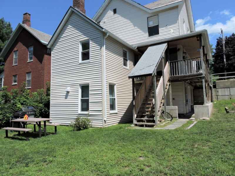 184 Malletts Bay Ave #C - Photo 2 of 14