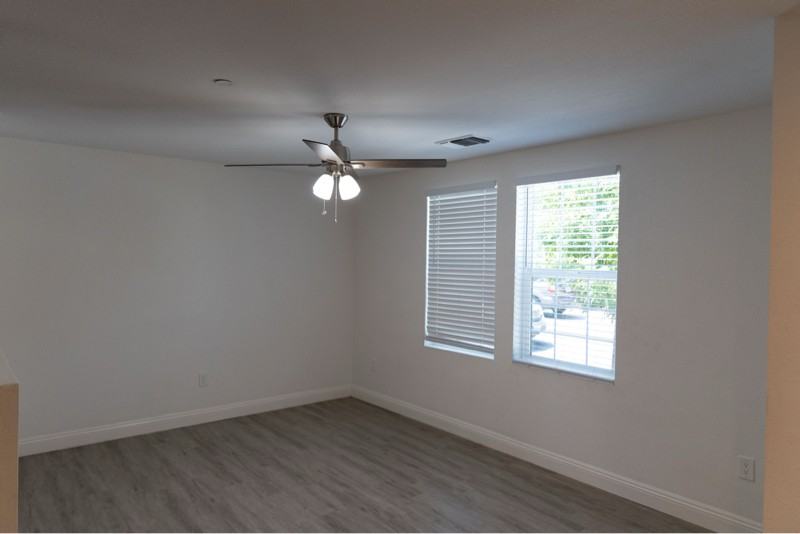 3309 San Jose Way - Photo 5 of 20