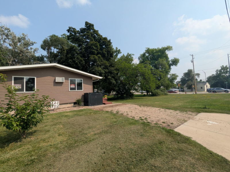 420 Spruce St #420 - Photo 2 of 17