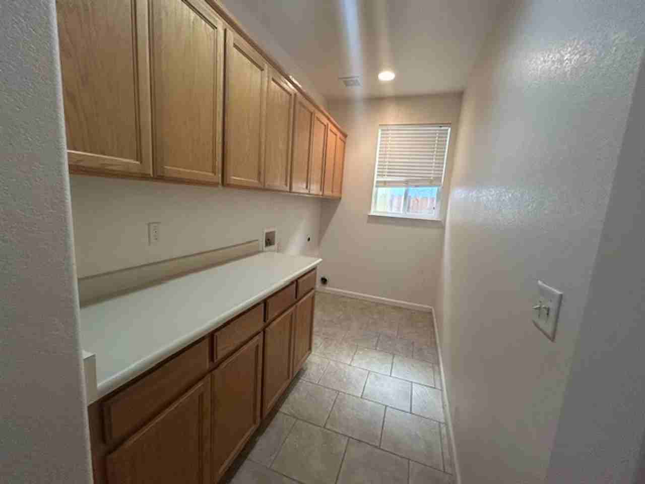 9409 Viridian Way - Photo 7 of 20