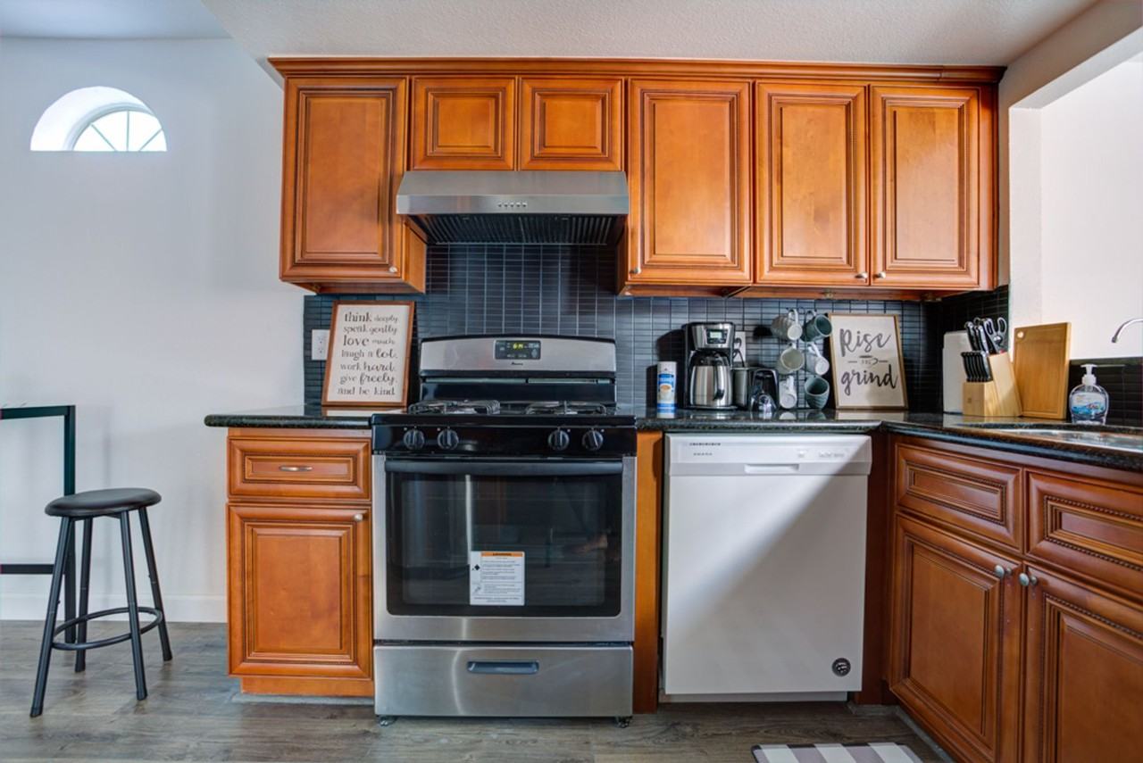 14540 Autumn Pl - Photo 3 of 30