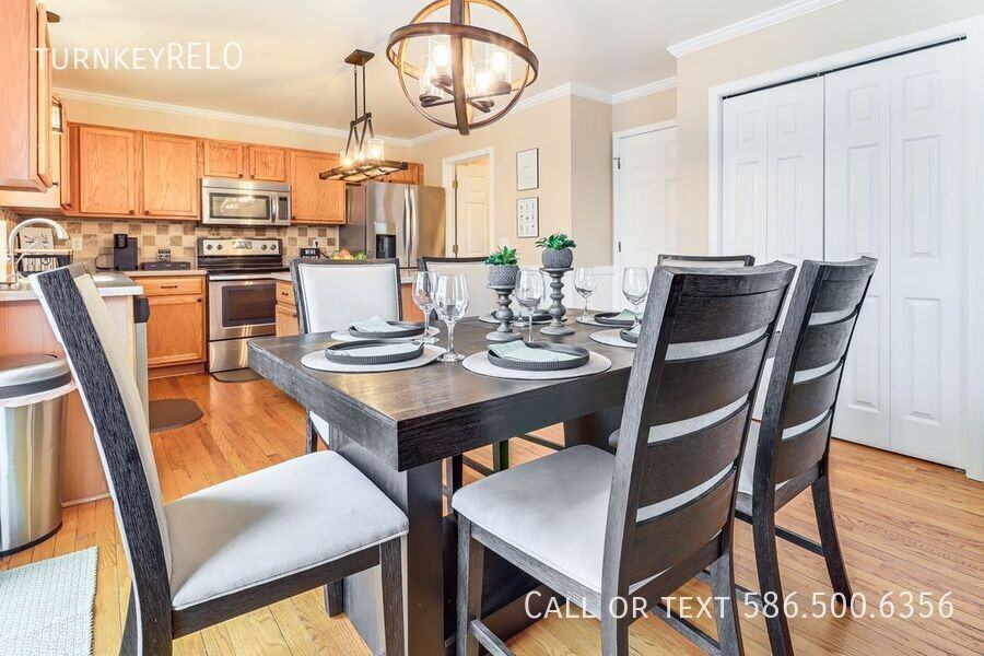 7274 Rachel Dr - Photo 6 of 30