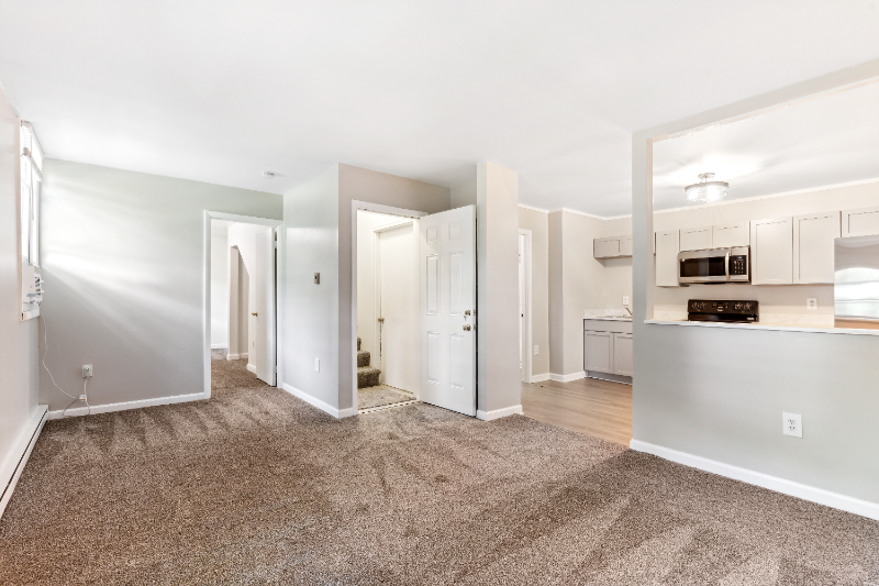 30 E E St #B - Photo 5 of 14