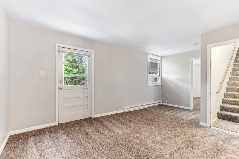 30 E E St #B - Photo 6 of 14