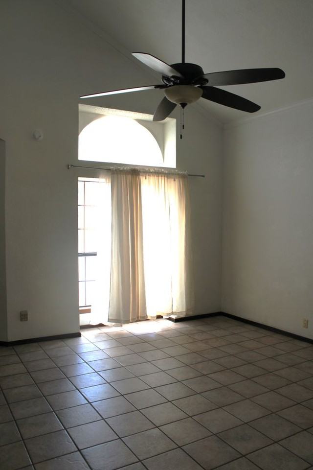 3009 Lake Powell Pl - Photo 3 of 22