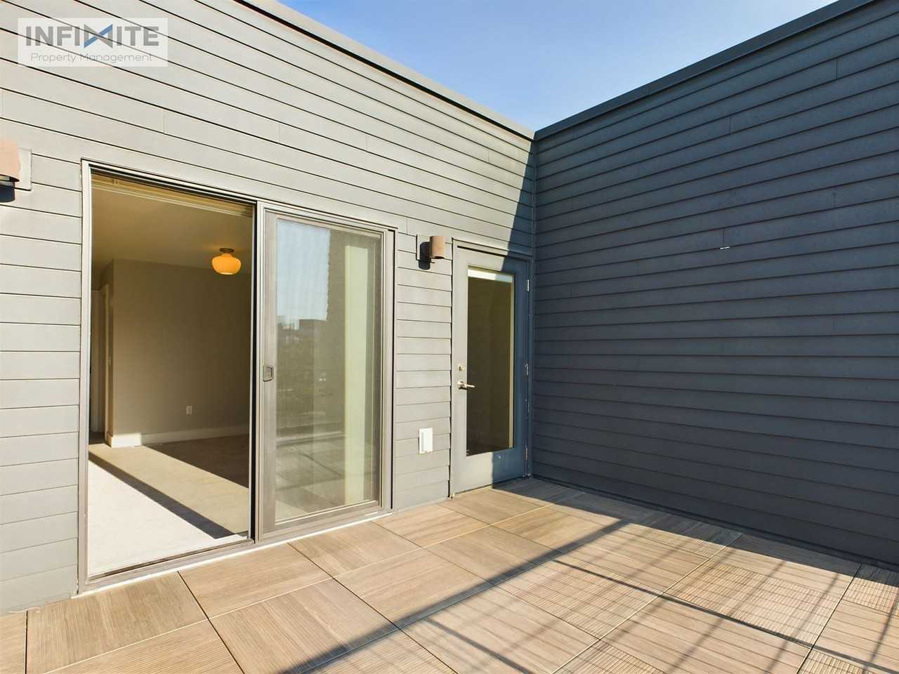3864 Blondie St - Photo 3 of 35