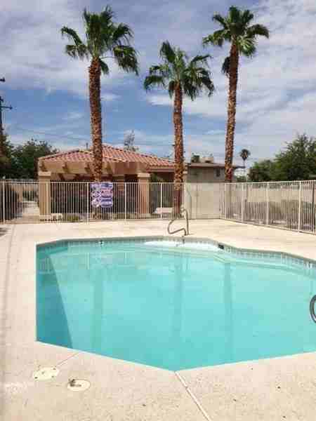 Country Ridge - $900 - 3 Bed, 2 Bath - Photo 3 of 5