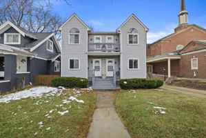 featured image of 3059 N Downer Ave