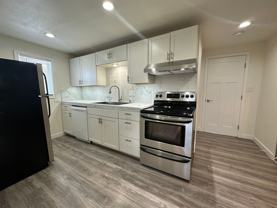 2222 Summit 4-Unit - Photo 1 of 1