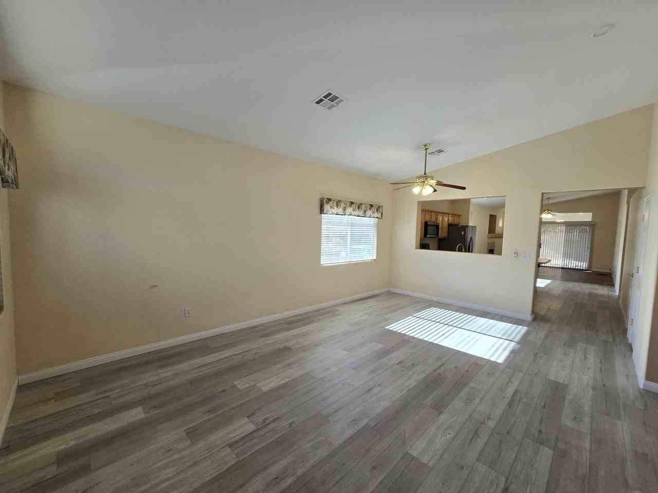 9727 Salinger Ct - Photo 3 of 16