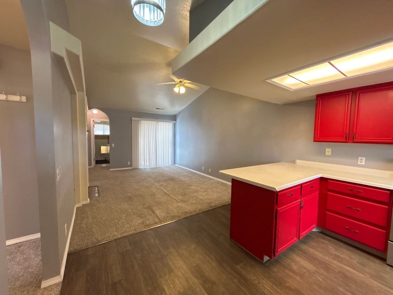 581 S 225 W - Photo 3 of 17