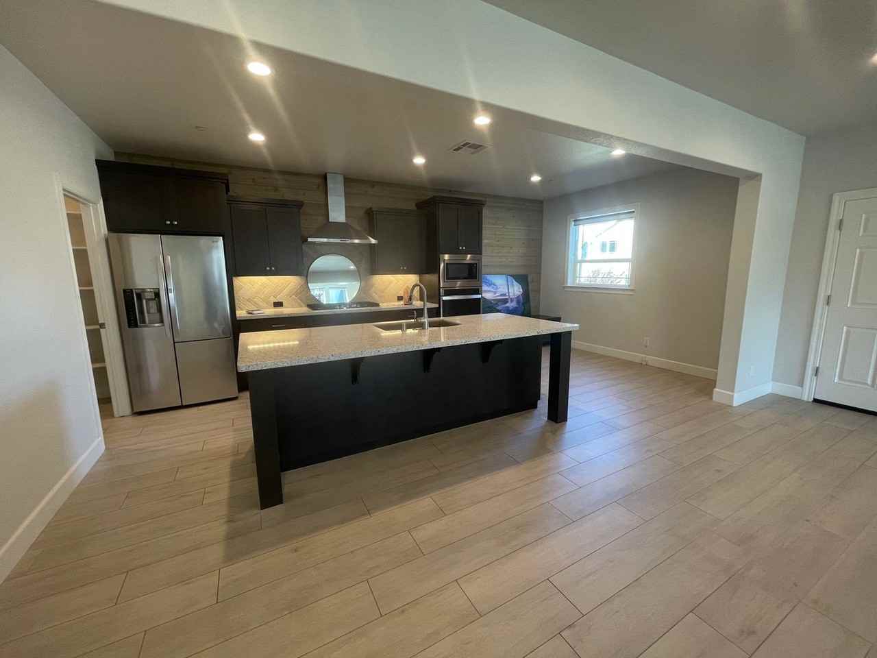 6672 Bandito Dr - Photo 3 of 25