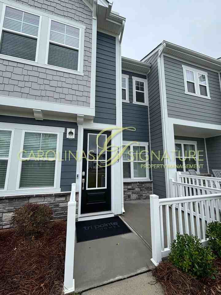 5915 Wetlands Aly - Photo 2 of 37