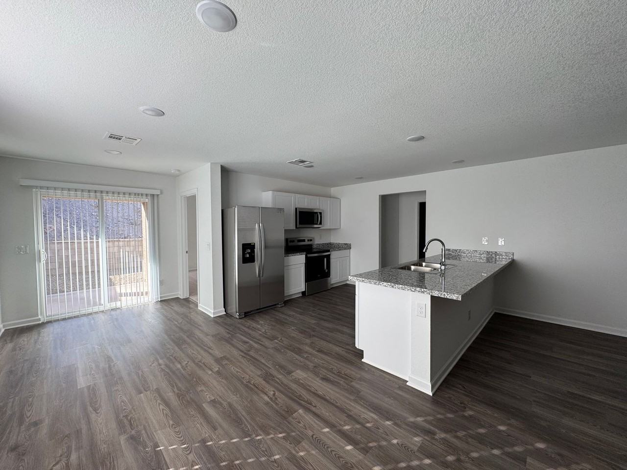 2416 Pesuna Dr - Photo 5 of 38