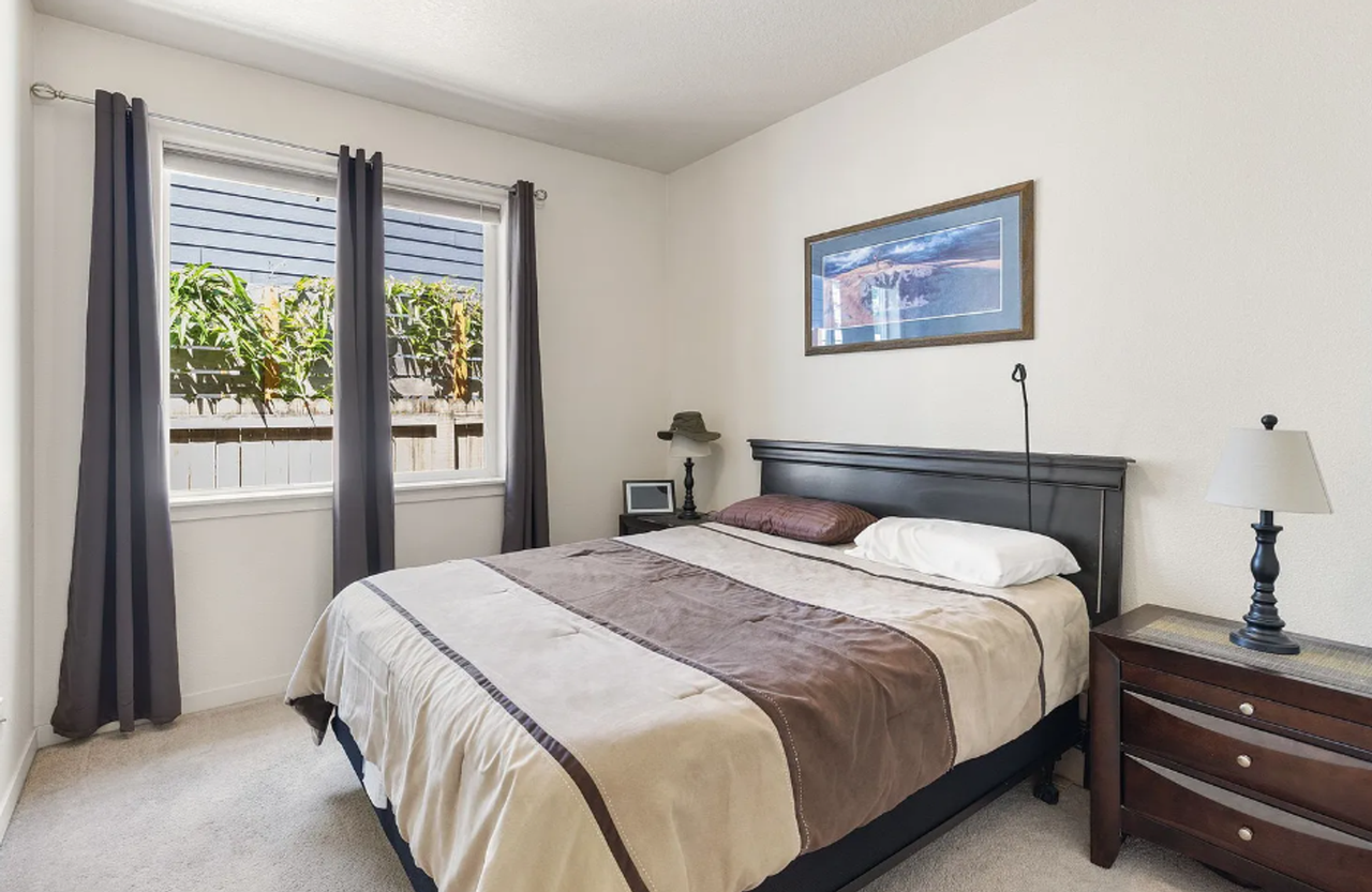 1618 Ne 158th Ct - Photo 6 of 12