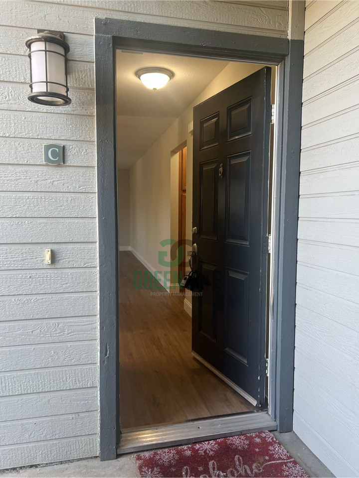 3941 Dale Rd - Photo 3 of 27