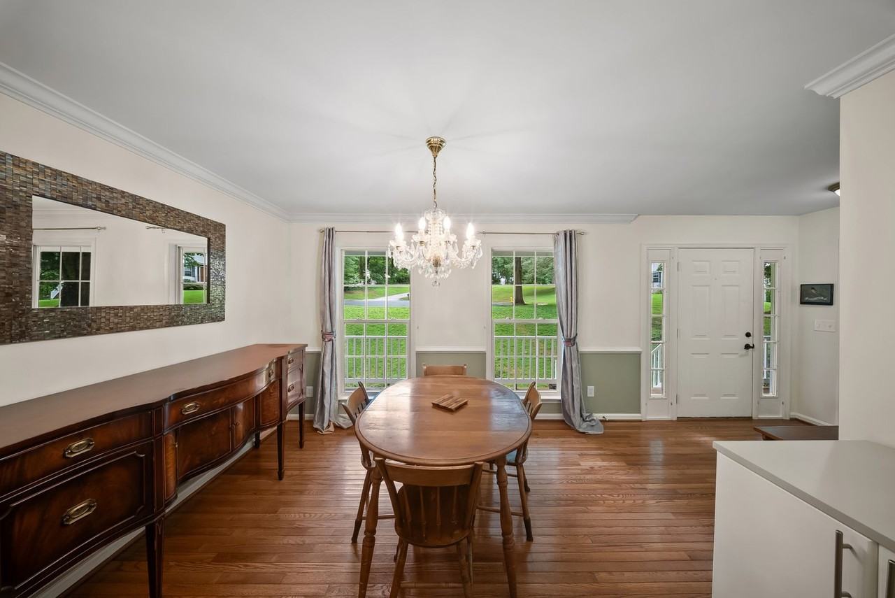 1438 Mariner Dr - Photo 3 of 50