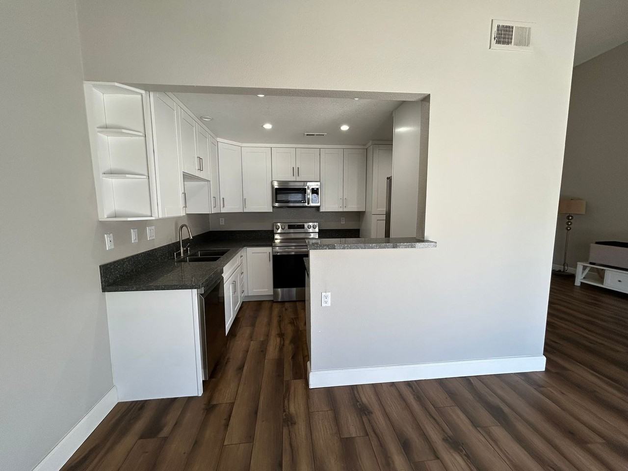 532 Via De La Valle #G - Photo 3 of 14