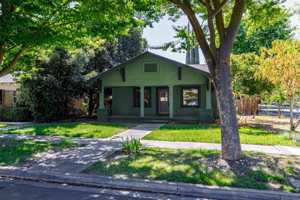 featured image of 229 Orange Ave