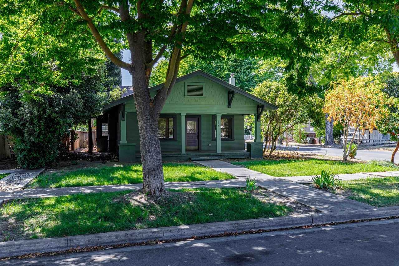 229 Orange Ave - Photo 2 of 29