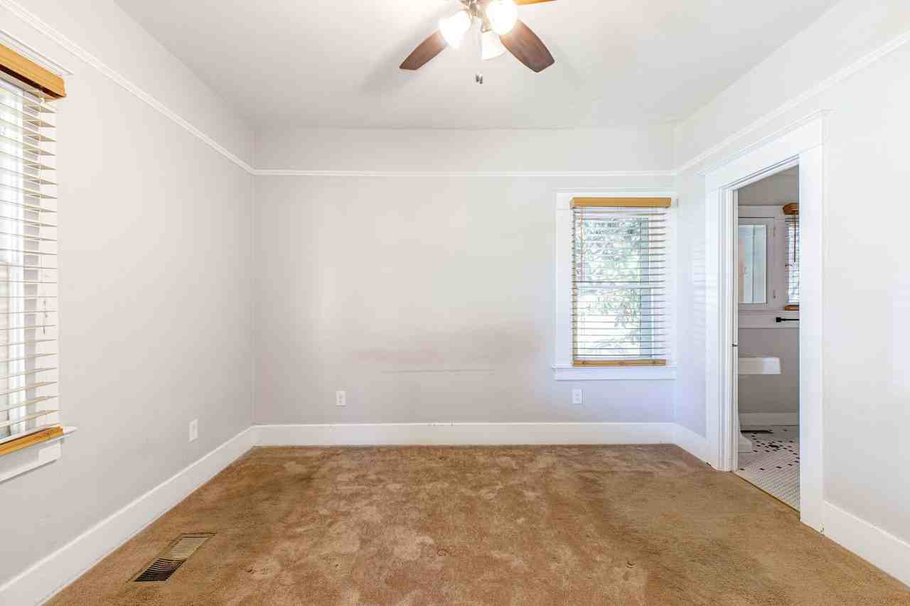 229 Orange Ave - Photo 6 of 29