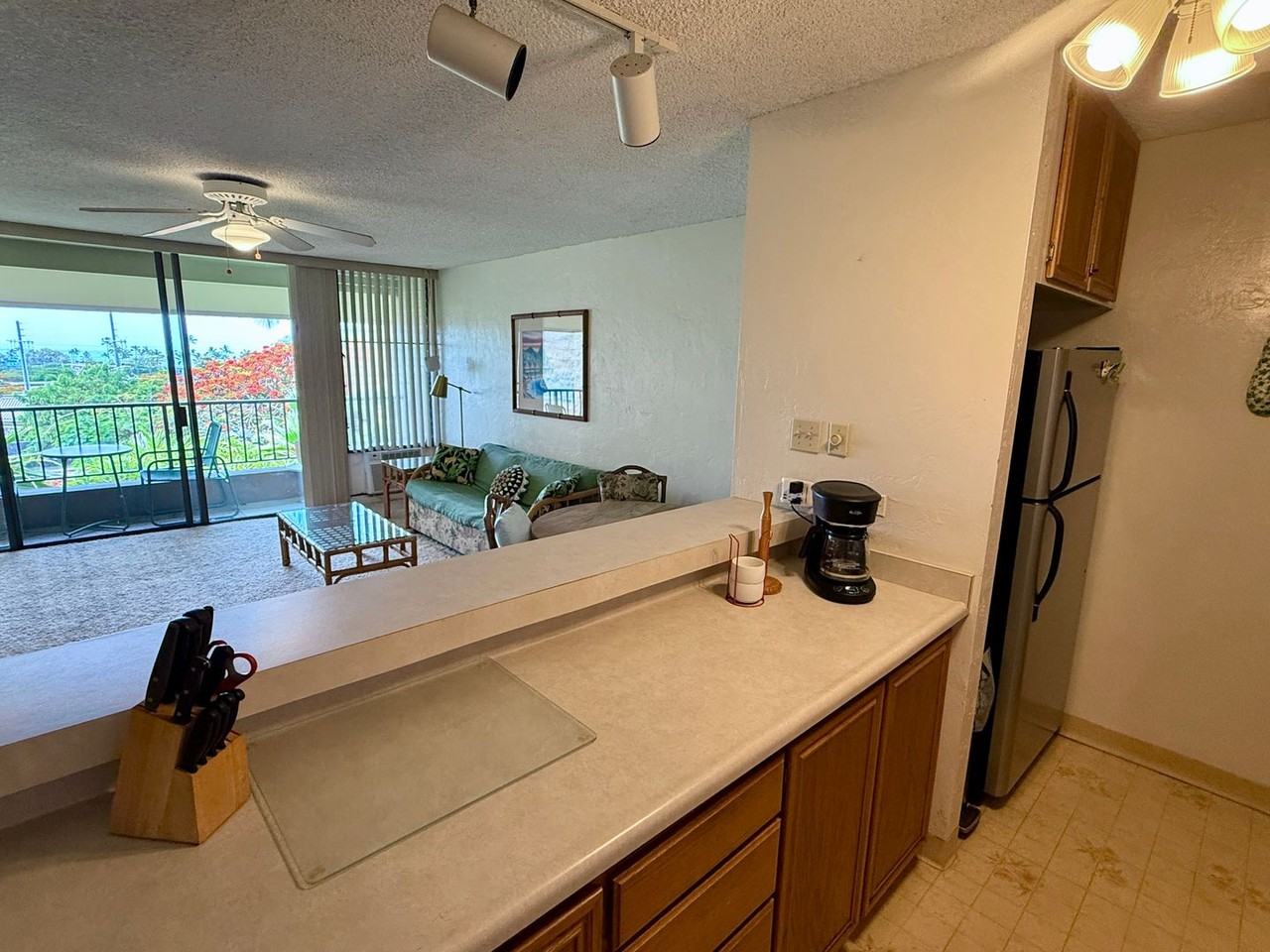 75-5681 Kuakini Hwy - Photo 6 of 12