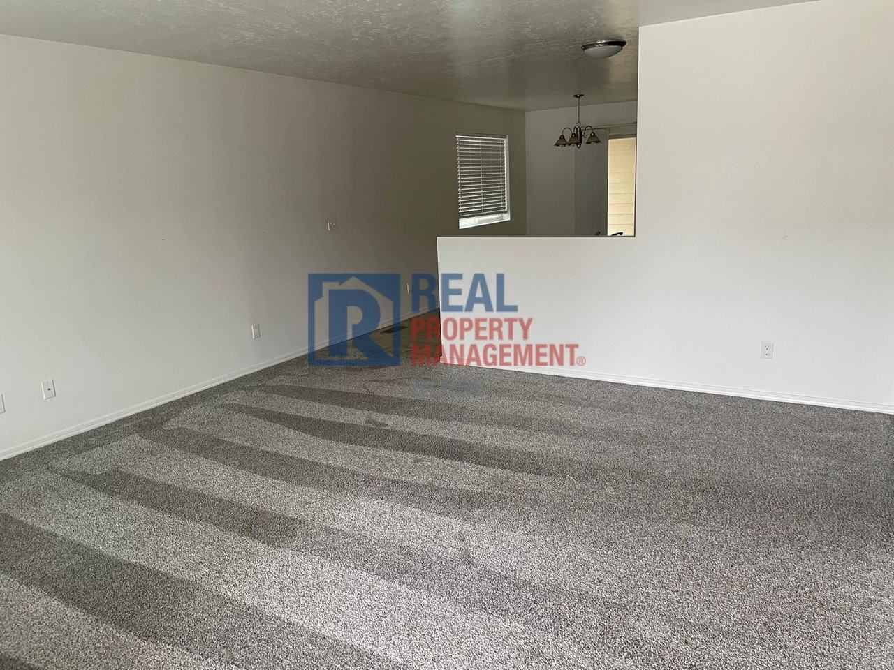 10450 W Bear Lake Dr - Photo 2 of 13