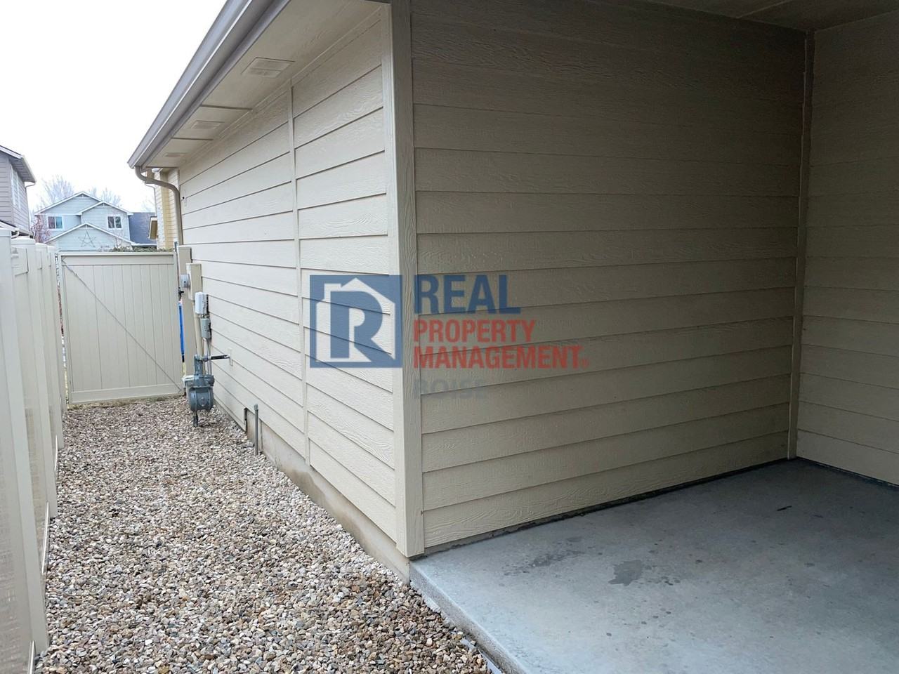 10450 W Bear Lake Dr - Photo 5 of 13