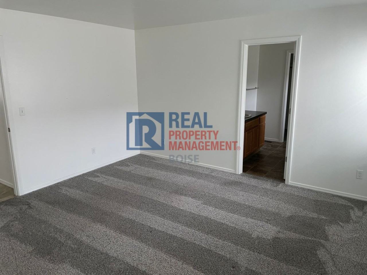 10450 W Bear Lake Dr - Photo 7 of 13