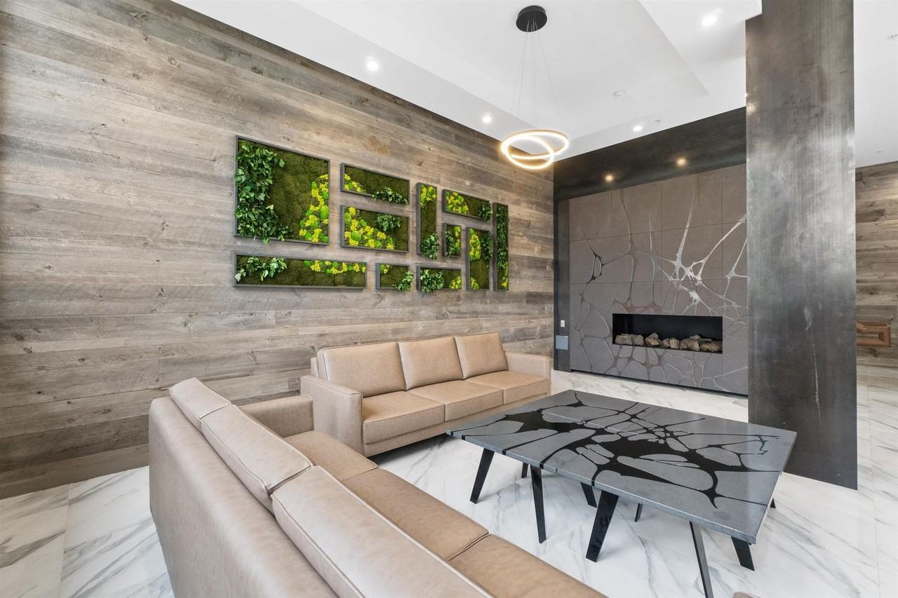 662 Avenue C #203-203 - Photo 3 of 17