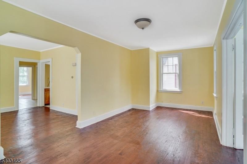 224 Ward Pl #2-2 - Photo 3 of 16