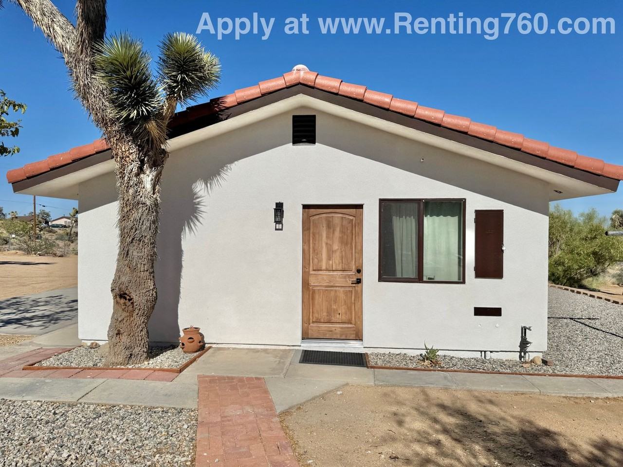 56949 Campanula St - Photo 2 of 21