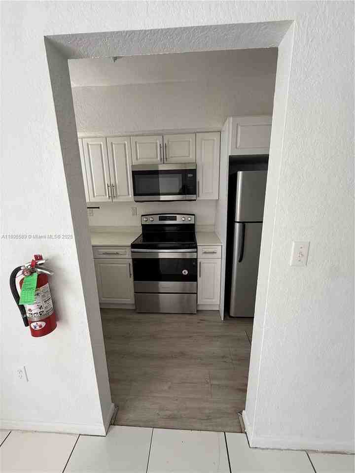 8463 Nw 4th Ct #8463-8463 - Photo 3 of 20