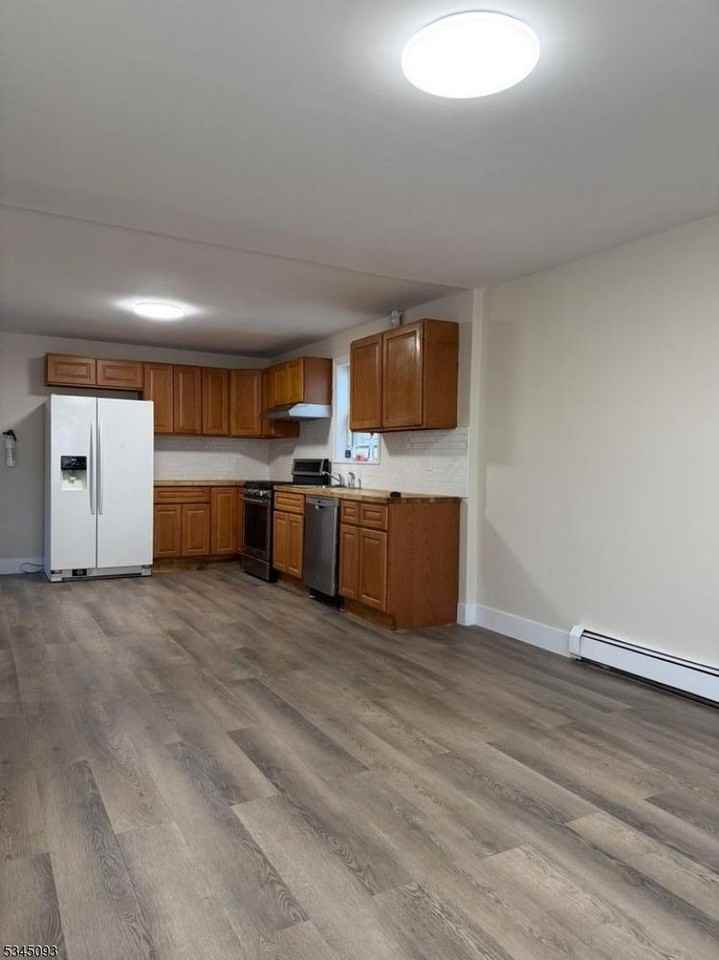 416 S 5th St #416 - Photo 3 of 11