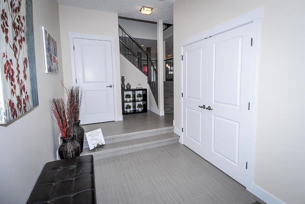 29 Masters Park Southeast - Photo 2 of 47