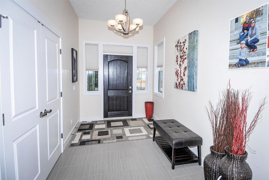 29 Masters Park Southeast - Photo 3 of 47