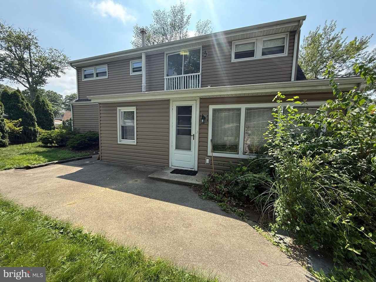 509A 5th Ave #509 - Photo 2 of 19