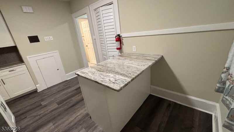 741 Hamilton St #1R1R - Photo 2 of 12