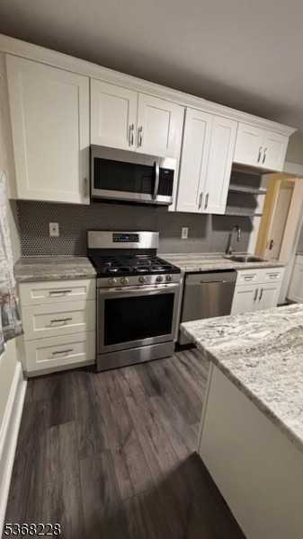 741 Hamilton St #1R1R - Photo 3 of 12